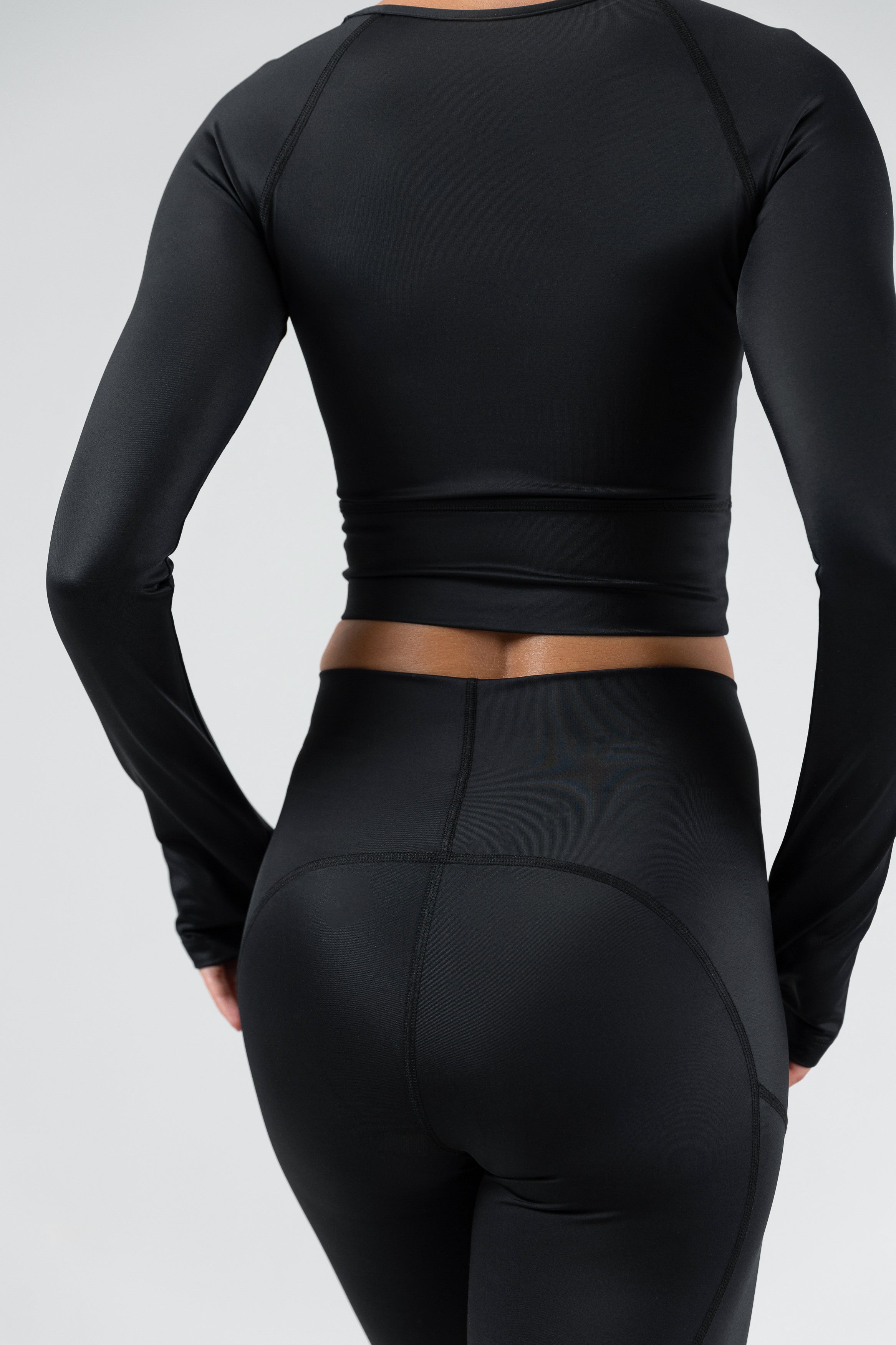 Sculpted V-Waist 紧身裤