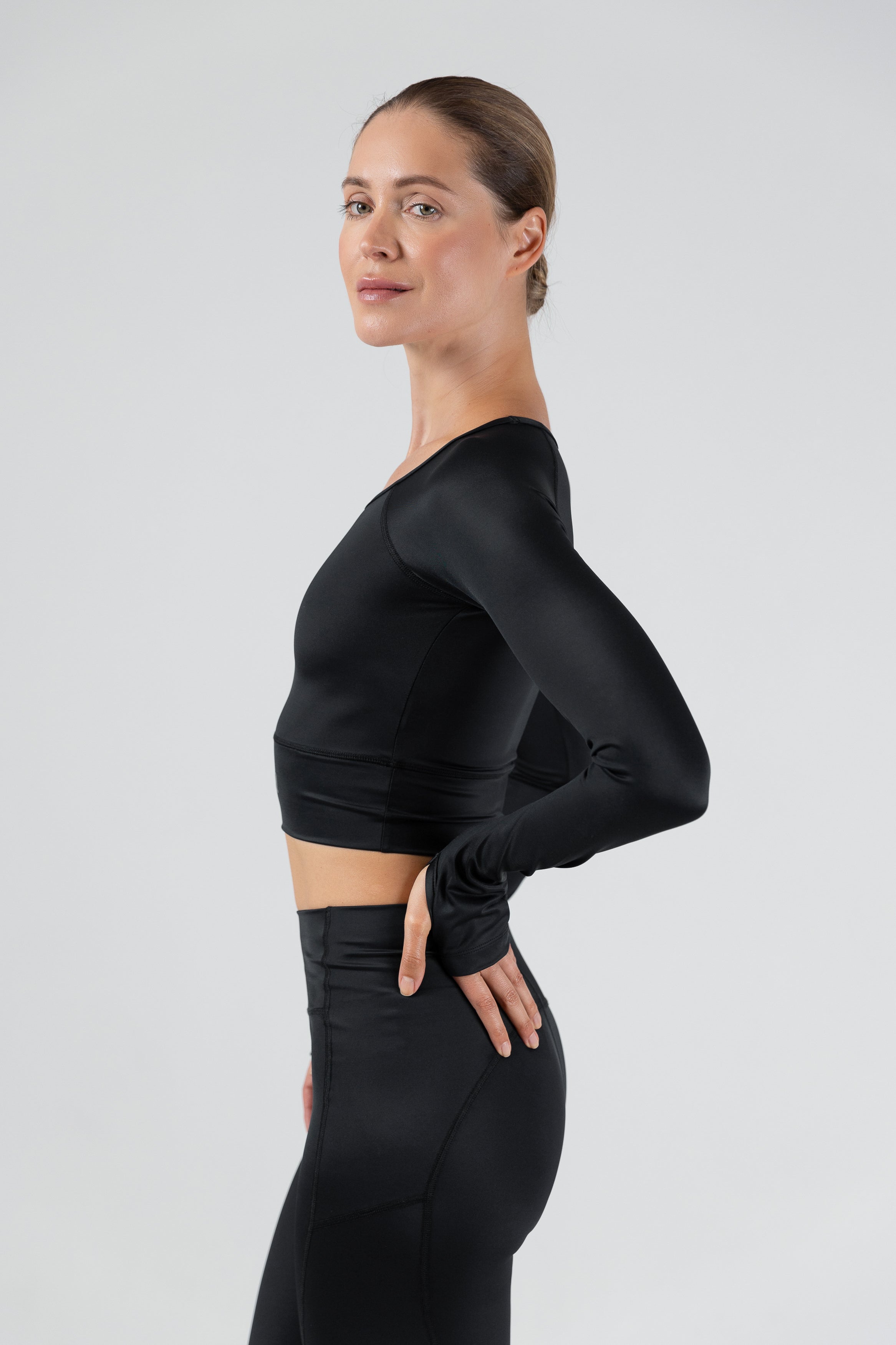 Sculpted V-Waist 紧身裤